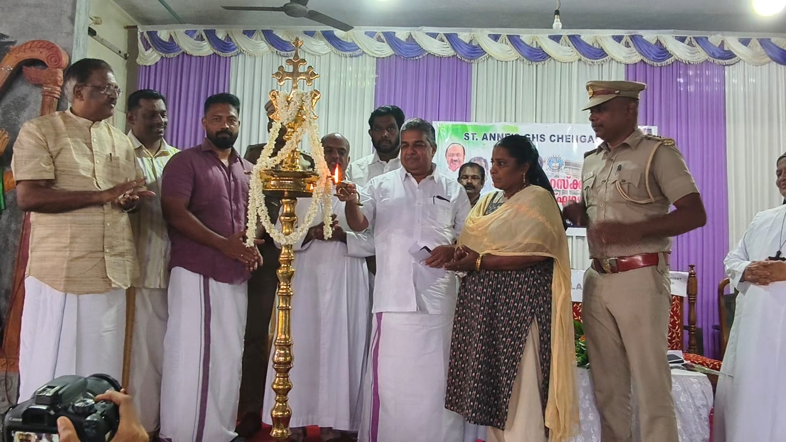 സെൻ്റ് ആൻസ് ഗേൾസ് ഹൈസ്കൂളിലെ എസ്പിസി  യൂണിറ്റ് ഉദ്ഘാടനം 